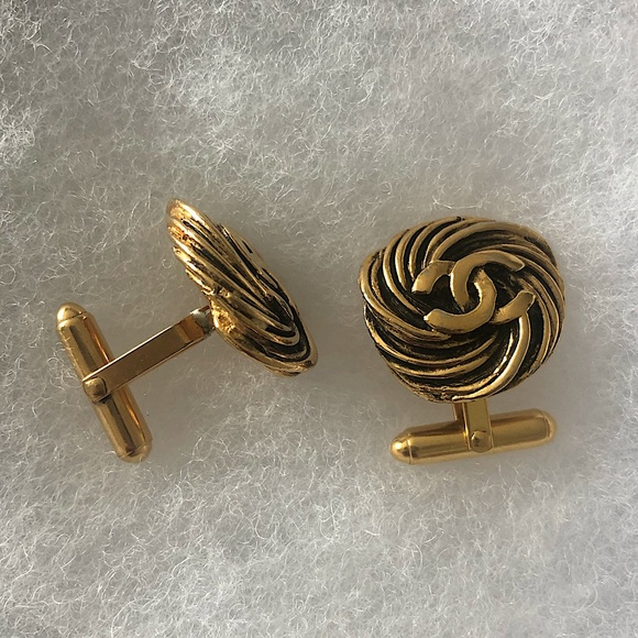 Chanel Cufflinks - Picture 1 of 4